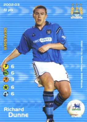 074/150 Richard Dunne comune -NEAR MINT-