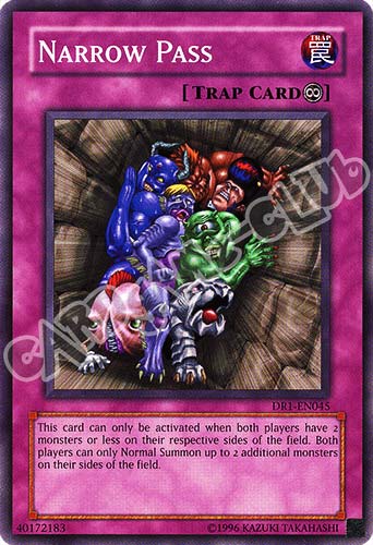 DR1-EN045 Narrow Pass comune (EN) -NEAR MINT-