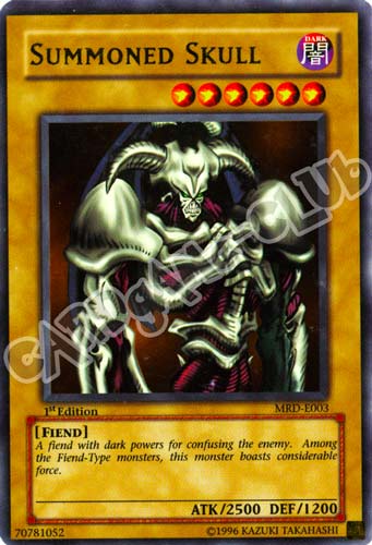 MRD-E003 Summoned Skull ultra rara 1st edition (EN)