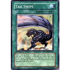SD09-EN018 Tail Swipe comune 1st edition -NEAR MINT-