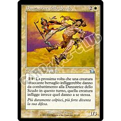 023 / 143 Danzatrice dello Scudo non comune (IT) -NEAR MINT-