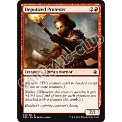 051 / 221 Deputized Protester comune (EN) -NEAR MINT-