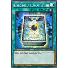 MP22-IT099 Libro della Lunare Eclissi Super Rara 1a Edizione (IT) -NEAR MINT-