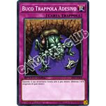 SS03-ITB28 Buco Trappola Adesivo comune 1a Edizione (IT) -NEAR MINT-