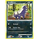 102 / 130 Stunky Lv.17 comune (EN) -NEAR MINT-